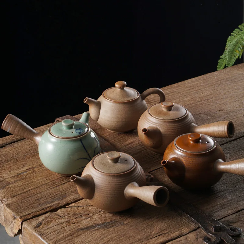 New Large Ceramic Tea Pot with Side Handle for Home Use Japanese Style Clay Tea Pot Gongfu Tea Set Antique Simulation
New Large Ceramic Tea Pot with Side Handle for Home Use Japanese Style Clay Tea Pot Gongfu Tea Set Antique Simulation