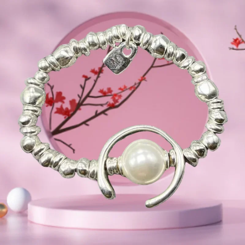 2025 European and American dazzling and gorgeous multi-layer silver irregular women's bracelet, suitable for girls' jewelry
2025 European and American dazzling and gorgeous multi-layer silver irregular women's bracelet, suitable for girls' jewelry