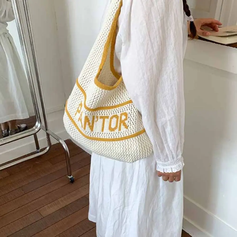 Solid Color Knitting Shoulder Bag Inner Bag Korean Style Crochet Tote Bag Hollow Out Large Capacity Casual Woven Handbag Beach
Solid Color Knitting Shoulder Bag Inner Bag Korean Style Crochet Tote Bag Hollow Out Large Capacity Casual Woven Handbag Beach