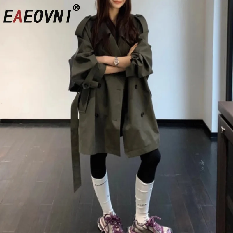 EAEOVNI Vintage Mid Length Trench Coat For Women Fashion Solid Color Loose Belt Button Design Jacket Coat 2025 Autumn New
EAEOVNI Vintage Mid Length Trench Coat For Women Fashion Solid Color Loose Belt Button Design Jacket Coat 2025 Autumn New