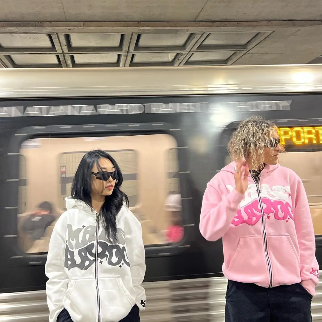New Zipper Hoodie Hip Hop Fashion Friends Party Clothes 2023 American Street Plus Size Loose Pink Printed Pattern y2k
New Zipper Hoodie Hip Hop Fashion Friends Party Clothes 2023 American Street Plus Size Loose Pink Printed Pattern y2k