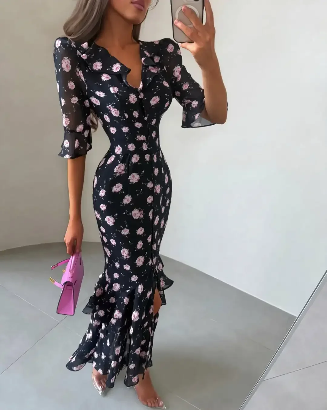 Black Floral Chiffon Mermaid Women Dress V-neck Flared Half Sleeve Front Split Ruffle Trim 2026 New Wedding Maxi Party Dresses
Black Floral Chiffon Mermaid Women Dress V-neck Flared Half Sleeve Front Split Ruffle Trim 2026 New Wedding Maxi Party Dresses