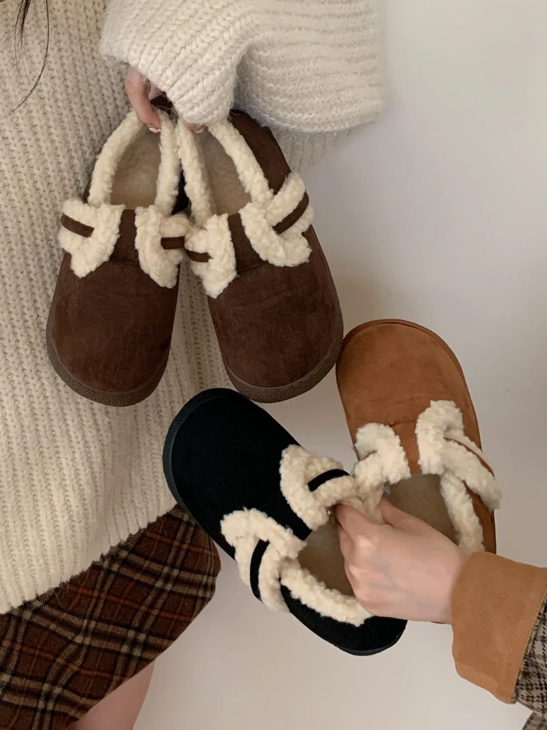 Kenzhe Winter Fashion Women's Flat Bottomed Slippers Warm Fleece Lined Covered Heel Anti-slip Cotton Shoes Korean Style
Kenzhe Winter Fashion Women's Flat Bottomed Slippers Warm Fleece Lined Covered Heel Anti-slip Cotton Shoes Korean Style