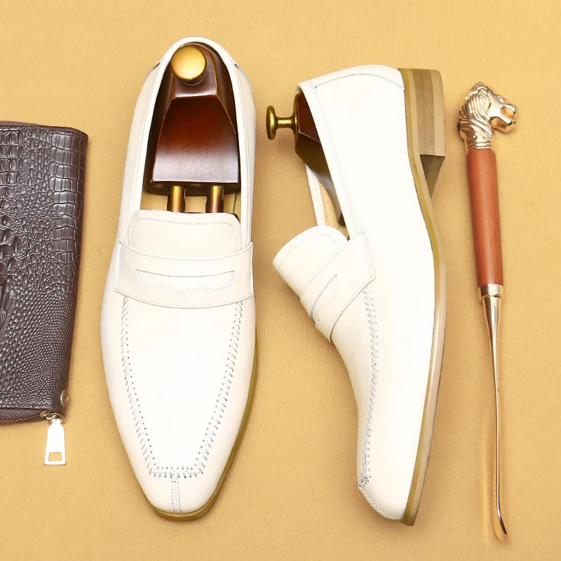Men'S Genuine Leather Vintage High Quality Shoes Luxury Wedding Formal Dress Classic Elegant Italian Black Loafers
Men'S Genuine Leather Vintage High Quality Shoes Luxury Wedding Formal Dress Classic Elegant Italian Black Loafers
