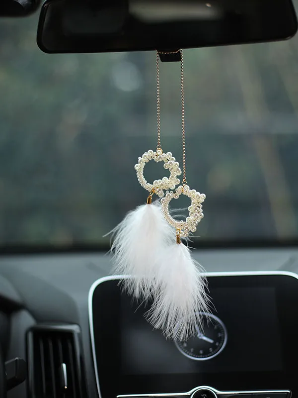Подвесное украшение для автомобиля: креативный декор из перьев для зеркала, милый дизайн в форме сердца для девочек, круглые подвесные украшения.
Подвесное украшение для автомобиля: креативный декор из перьев для зеркала, милый дизайн в форме сердца для девочек, круглые подвесные украшения.