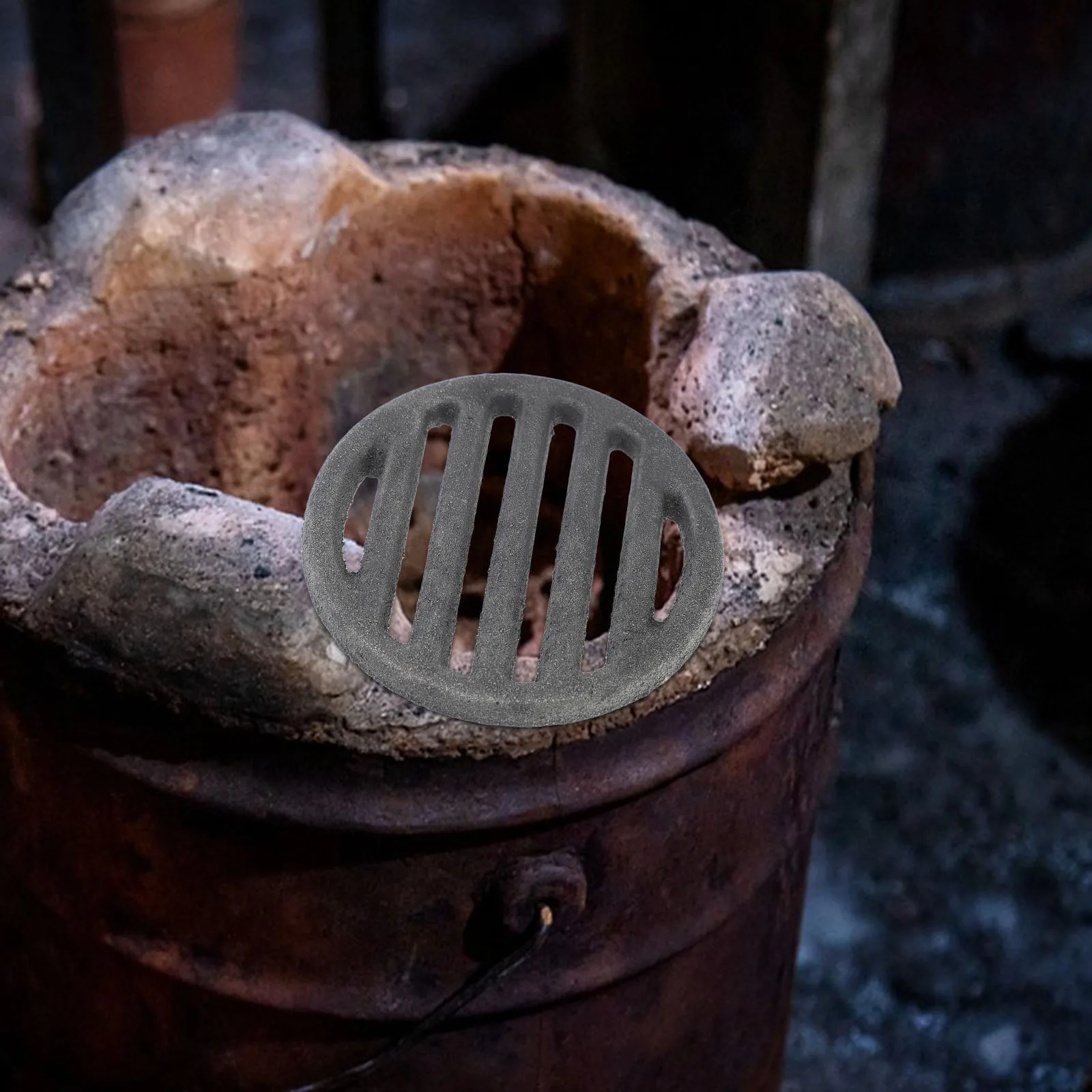 1pcs Refractory Grate Round Fire Pit Accessories for Indoor Outdoor Ferroalloy Heat Distribution Fireproof Coal Holder
1pcs Refractory Grate Round Fire Pit Accessories for Indoor Outdoor Ferroalloy Heat Distribution Fireproof Coal Holder