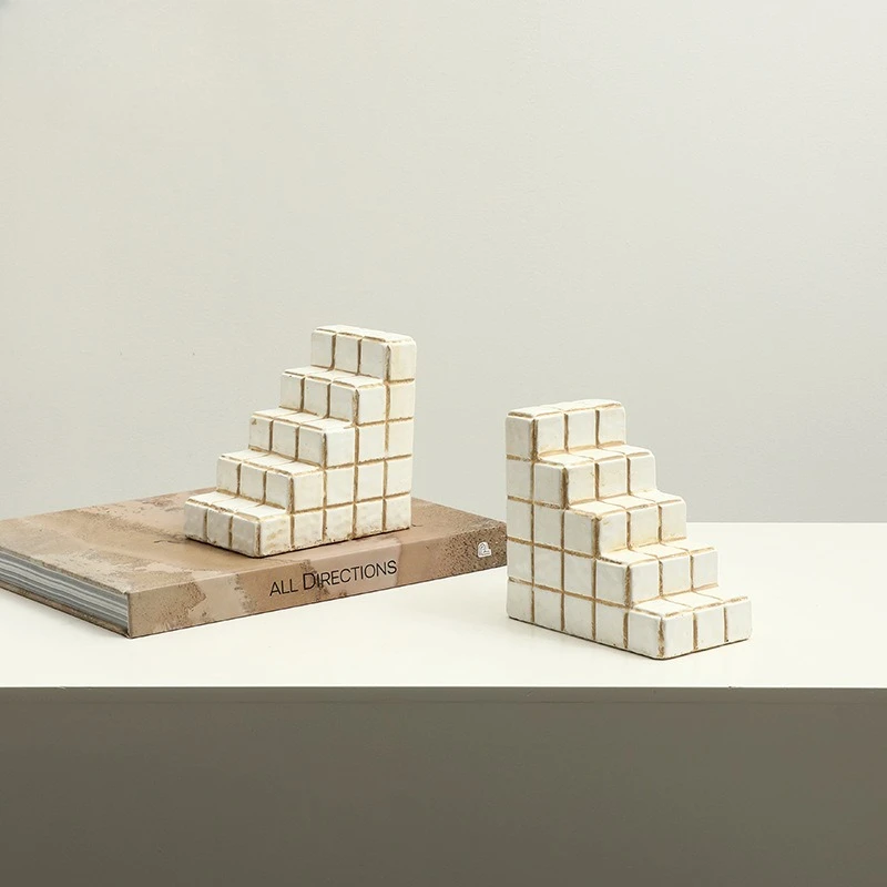 Modern wabi-sabi creative hand-painted geometric square book rely, home office bookcase desktop bookend ornament
Modern wabi-sabi creative hand-painted geometric square book rely, home office bookcase desktop bookend ornament