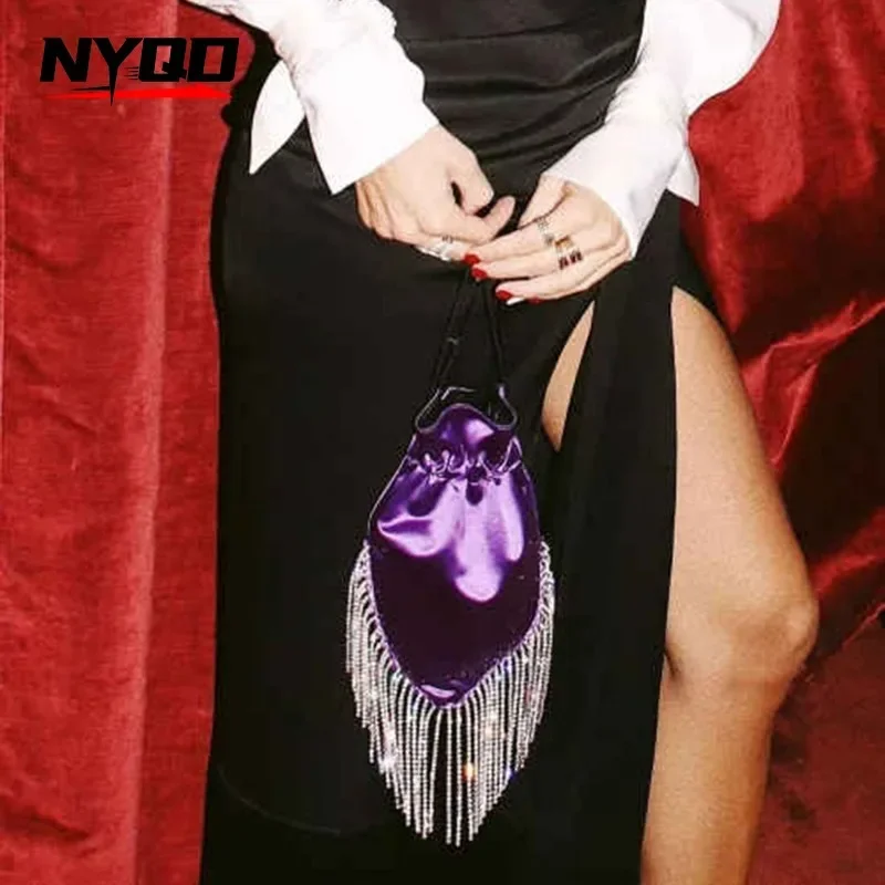 Fashion Satin Silk Drawstring Shoulder Bag Female Luxury Rhinestone Tassel Crossbody Bags Women Evening Party Purses Handbags
Fashion Satin Silk Drawstring Shoulder Bag Female Luxury Rhinestone Tassel Crossbody Bags Women Evening Party Purses Handbags