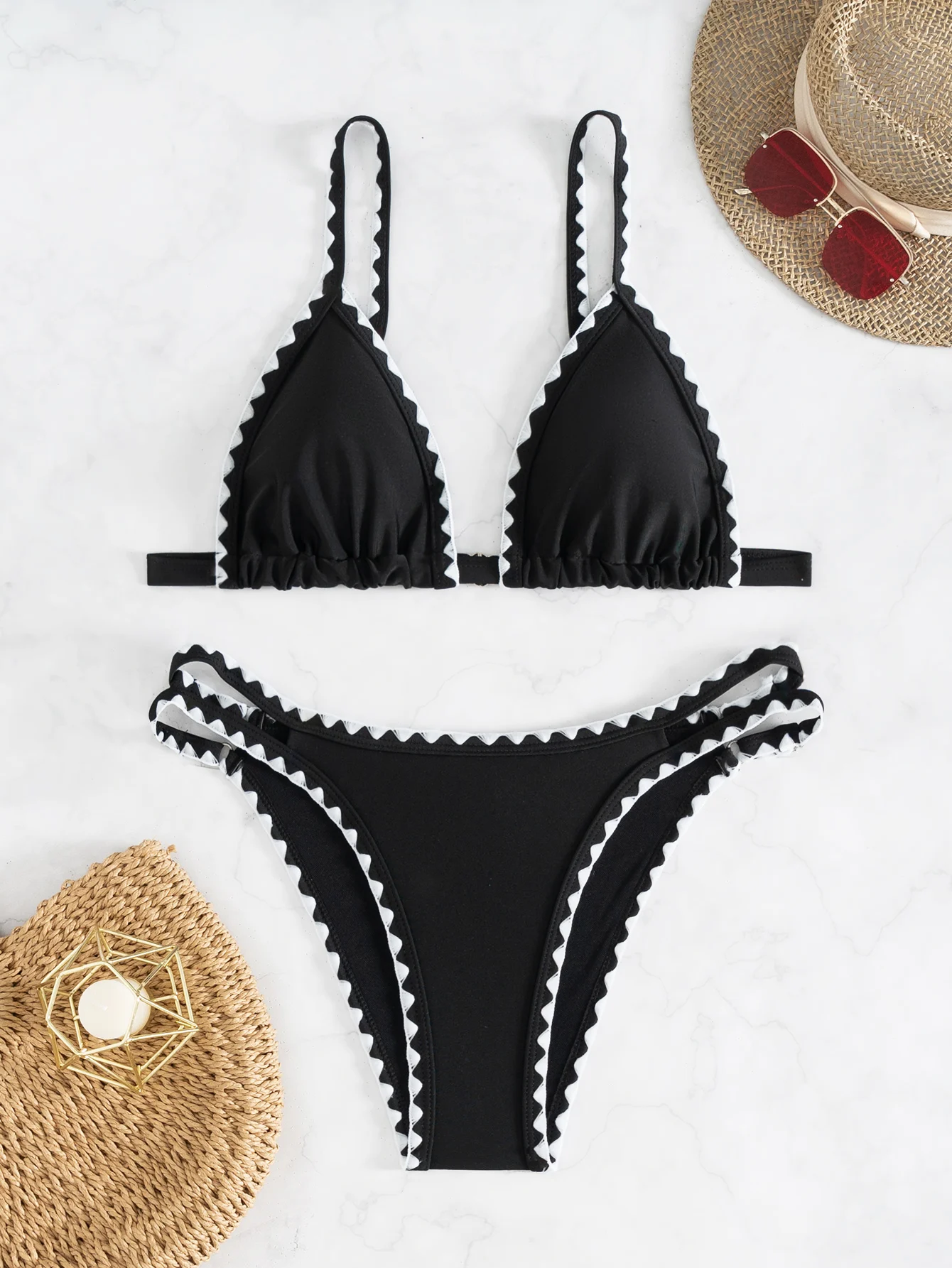 ZTVitality Sexy Black Whip Stitch Bikini Set 2025 New Arrival Padded Push Up Swimsuit Women's Swimwear Summer Beachwear Biquini
ZTVitality Sexy Black Whip Stitch Bikini Set 2025 New Arrival Padded Push Up Swimsuit Women's Swimwear Summer Beachwear Biquini