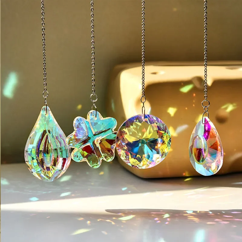 Creative style Crystal Suncatcher Wind Chimes Gardening Crafts Pendant Window Hanging Decoration Rainbow Maker Prism Home Decor
Creative style Crystal Suncatcher Wind Chimes Gardening Crafts Pendant Window Hanging Decoration Rainbow Maker Prism Home Decor