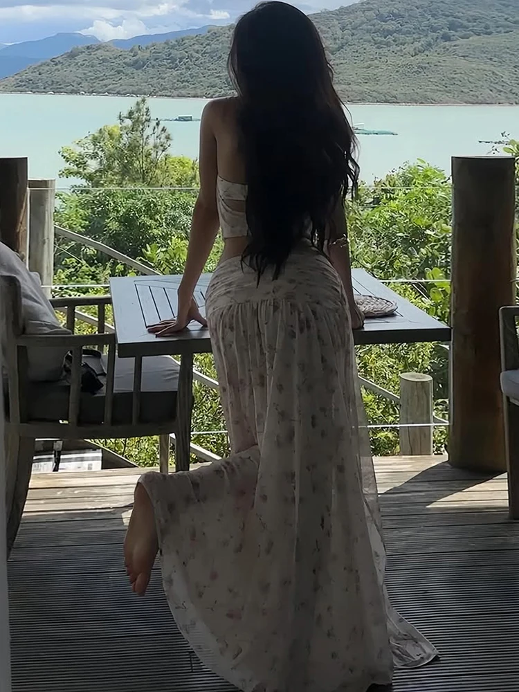 Kliou Floral Print 3 Piece Set Woman Halter Swing Collar Backless Crop Tops+A-Line Long Skirts Y2K Sweet Style Elegant Outfits
Kliou Floral Print 3 Piece Set Woman Halter Swing Collar Backless Crop Tops+A-Line Long Skirts Y2K Sweet Style Elegant Outfits