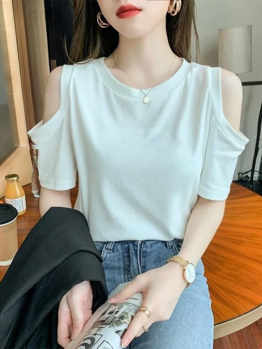 Женская легкая летняя футболка с открытыми плечами и коротким рукавом, новая модель в корейском стиле, повседневная, с круглым вырезом, комфортная, белая.
Женская легкая летняя футболка с открытыми плечами и коротким рукавом, новая модель в корейском стиле, повседневная, с круглым вырезом, комфортная, белая.