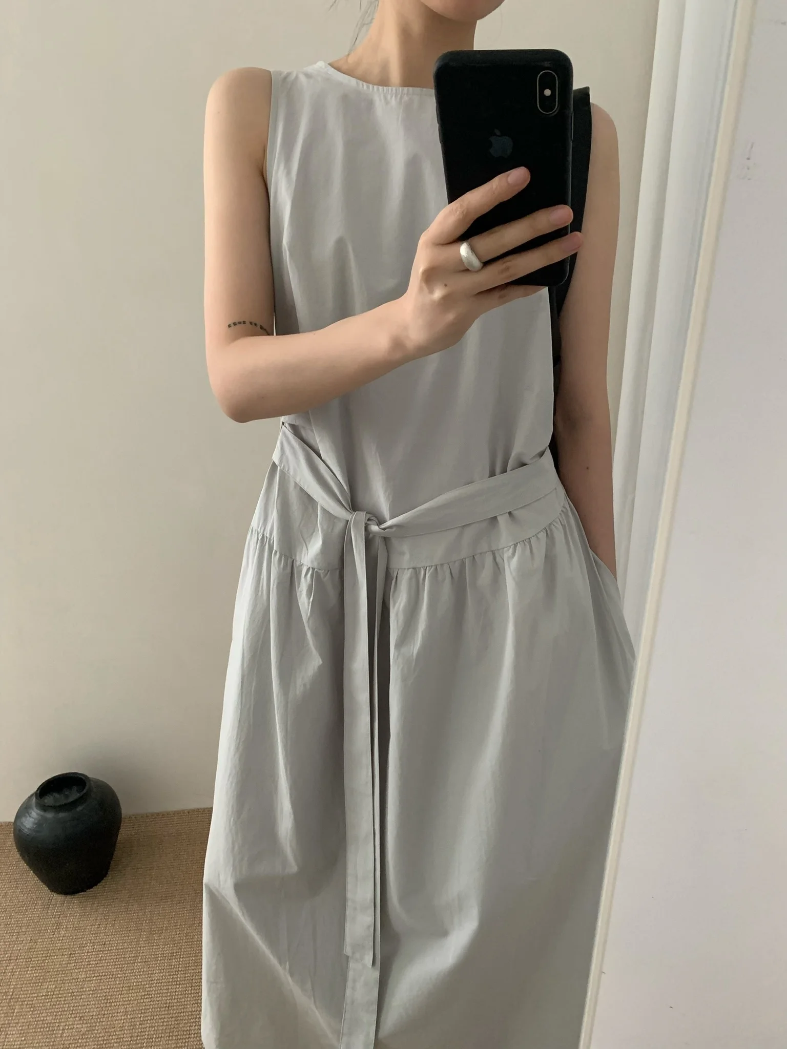 Dongda Gate High-End Sensation Thin Chic Vest Dress Belted Dress A-Line Skirt Style No-Sleeve Korean Fashion Women's Dress
Dongda Gate High-End Sensation Thin Chic Vest Dress Belted Dress A-Line Skirt Style No-Sleeve Korean Fashion Women's Dress