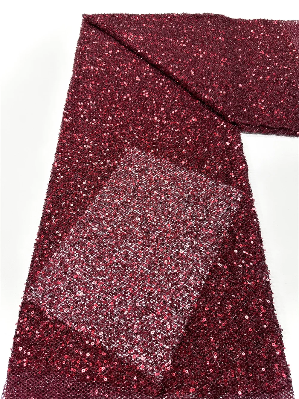 Luxury Pearls Tulle Lace Fabric 2026 Scalloped Design Beaded And Sequins Lace Material For Wedding Gowns Formal Dress
Luxury Pearls Tulle Lace Fabric 2026 Scalloped Design Beaded And Sequins Lace Material For Wedding Gowns Formal Dress