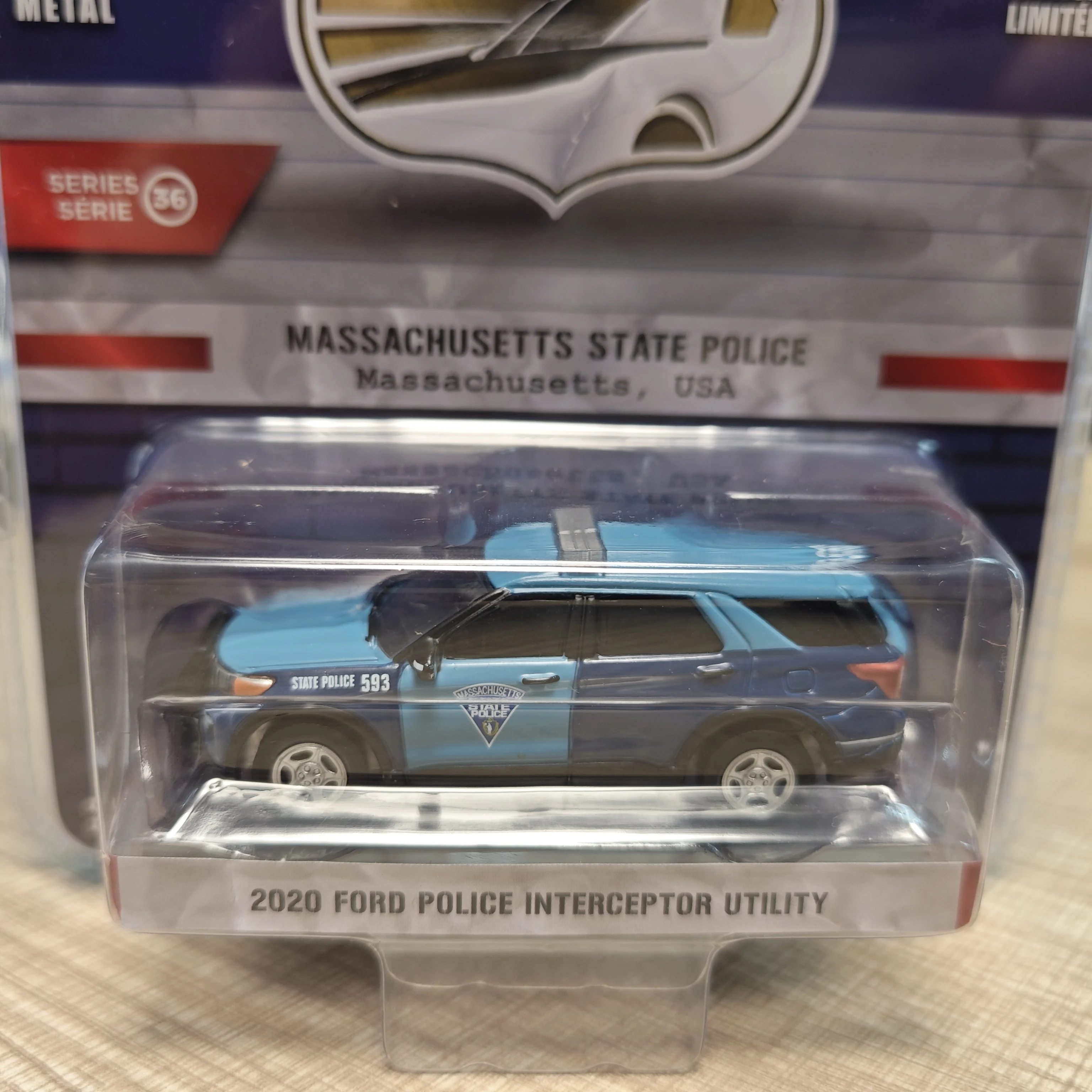 1: 64 2020 Ford Police Interceptor Полицейская машина Ford Explorer 42930-F Advanced Collection Орнамент Модели автомобилей
1: 64 2020 Ford Police Interceptor Полицейская машина Ford Explorer 42930-F Advanced Collection Орнамент Модели автомобилей
