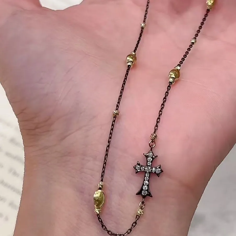 Unisex 925 Pure Silver High Carbon Diamond Cross Charm Long Chain Necklace for Women Men 18K Black Gold Choker Cool Fine Jewelry
Unisex 925 Pure Silver High Carbon Diamond Cross Charm Long Chain Necklace for Women Men 18K Black Gold Choker Cool Fine Jewelry