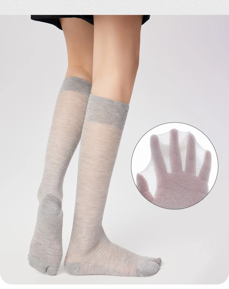 Мягкие однотонные женские чулки до колена, летние ультратонкие прозрачные носки с раздельным пальцем, кружевные сетчатые тонкие длинные носки до икры
Мягкие однотонные женские чулки до колена, летние ультратонкие прозрачные носки с раздельным пальцем, кружевные сетчатые тонкие длинные носки до икры