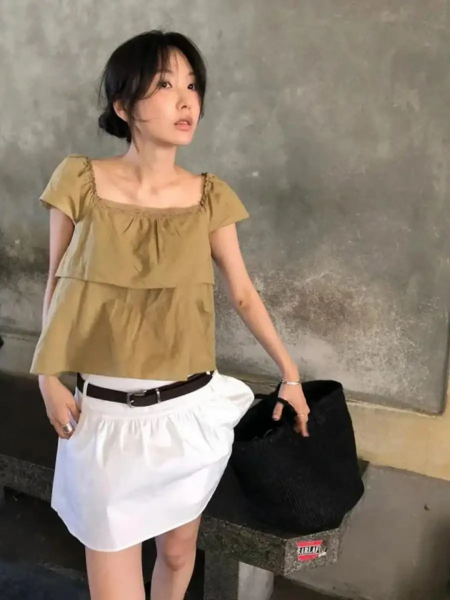 Summer 2026 New Korean Style Square Collar Short Sleeve Shirt A-Line Skirt Slimming Two-Piece Set Women's Fashion Ensemble
Summer 2026 New Korean Style Square Collar Short Sleeve Shirt A-Line Skirt Slimming Two-Piece Set Women's Fashion Ensemble