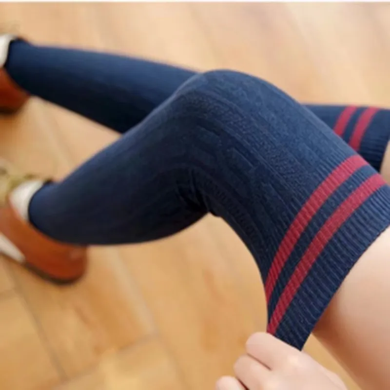 Sexy Stockings Female Thigh High Over The Knee Socks Fashion Women's Long Cotton Stocking Twist Vertical Stripe Two-bar Japanese
Sexy Stockings Female Thigh High Over The Knee Socks Fashion Women's Long Cotton Stocking Twist Vertical Stripe Two-bar Japanese