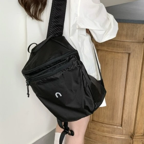 Large capacity foldable travel bag fashionable lightweight sports backpack waterproof nylon cloth mountain climbing backpack
Large capacity foldable travel bag fashionable lightweight sports backpack waterproof nylon cloth mountain climbing backpack