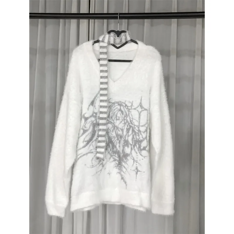 Women's Knitted V-Neck Sweater, Loose Pullover, Soft, Autumn and Winter, Retro, European and American
Women's Knitted V-Neck Sweater, Loose Pullover, Soft, Autumn and Winter, Retro, European and American