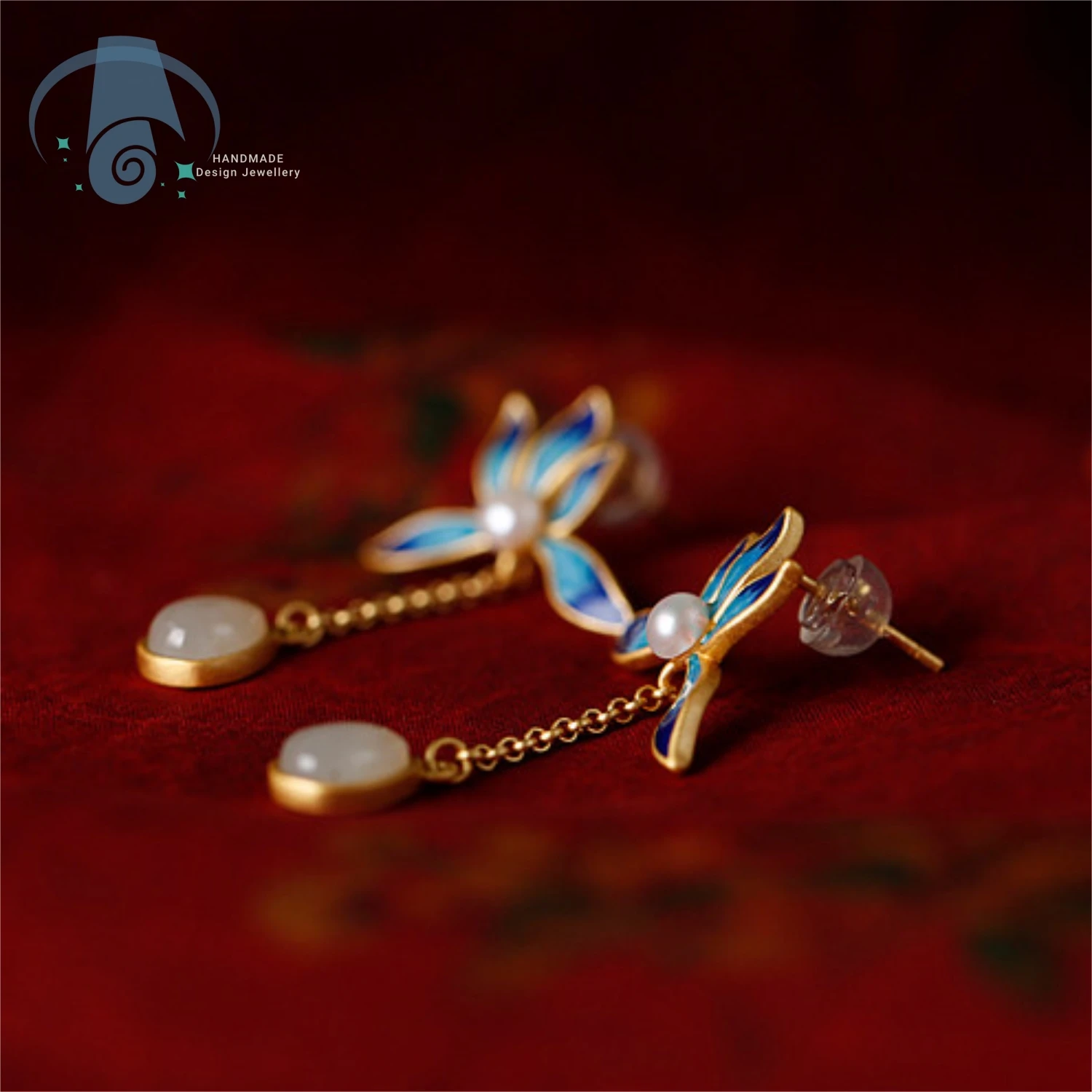 Hetian Jade Lotus Earrings Women Vintage Antique Elegant Light Luxury Drop Earrings Unique Charm Temperament Jewelry Natural Gem
Hetian Jade Lotus Earrings Women Vintage Antique Elegant Light Luxury Drop Earrings Unique Charm Temperament Jewelry Natural Gem