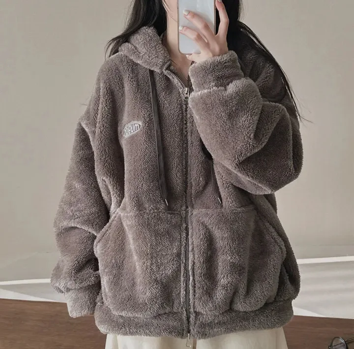 Women Coat Casual Top for Autumn Winter Thickened Short Lamb Fur Jacket Zipper Loose New Style Stand Collar Versatile Outerwear
Women Coat Casual Top for Autumn Winter Thickened Short Lamb Fur Jacket Zipper Loose New Style Stand Collar Versatile Outerwear