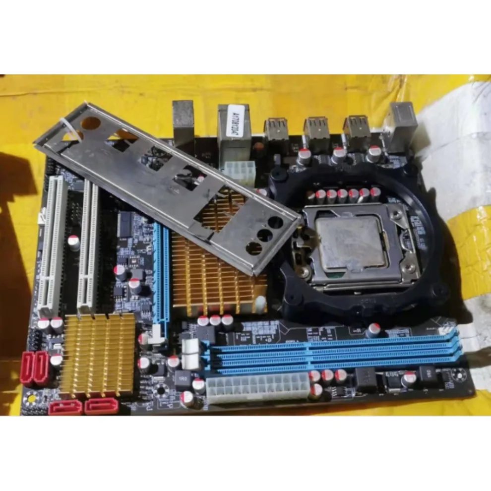 For X58 main board 1366 pin YWX58C ZX-X58 1356 main board X79 main board 2011 pin server memorystore no. 0414)
For X58 main board 1366 pin YWX58C ZX-X58 1356 main board X79 main board 2011 pin server memorystore no. 0414)