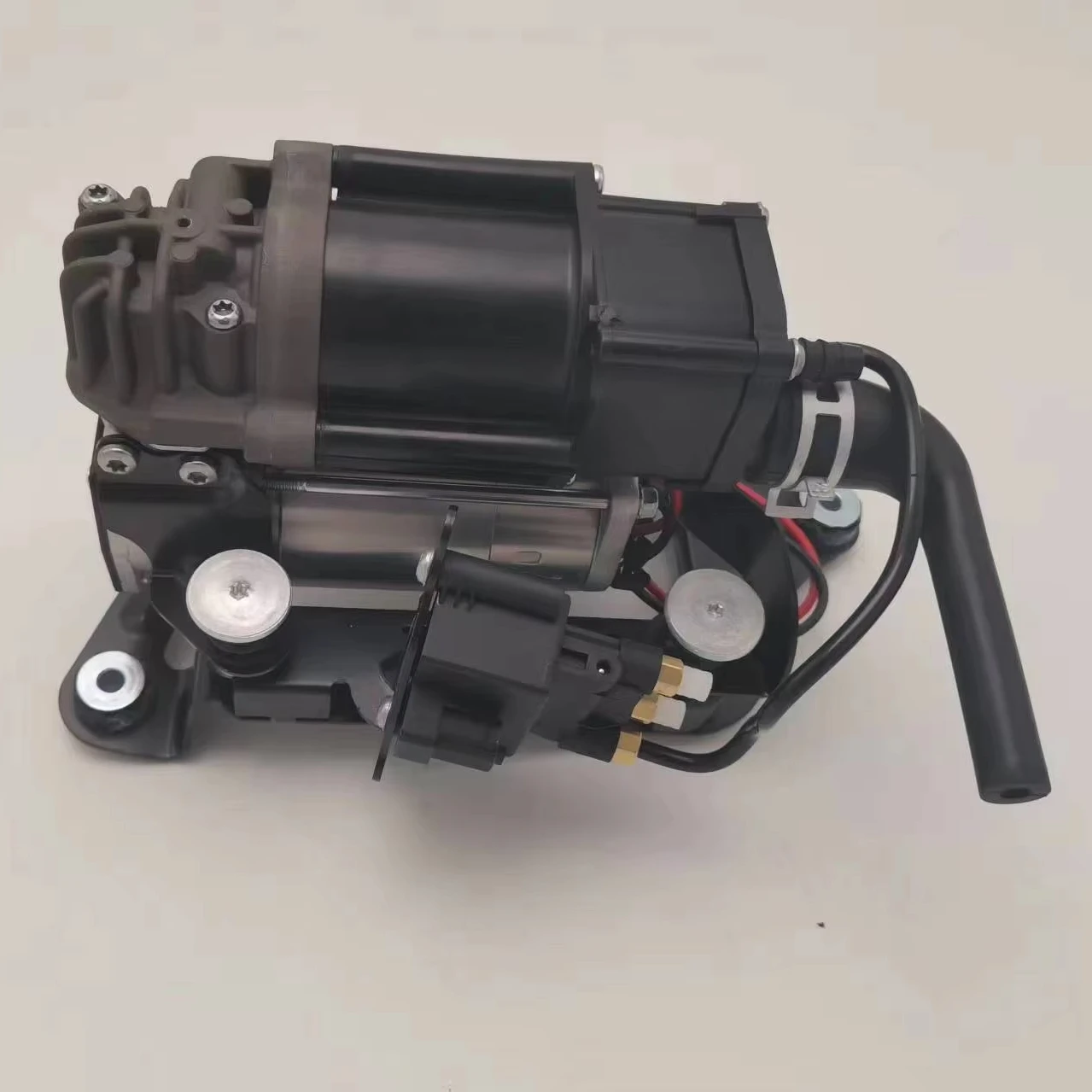 Tom AutoFelendo 37206886721 New Air Suspension Compressor Pump for 5-Series (G31) 2016-6-Series (G32) 2016 Air Spring Strut
Tom AutoFelendo 37206886721 New Air Suspension Compressor Pump for 5-Series (G31) 2016-6-Series (G32) 2016 Air Spring Strut