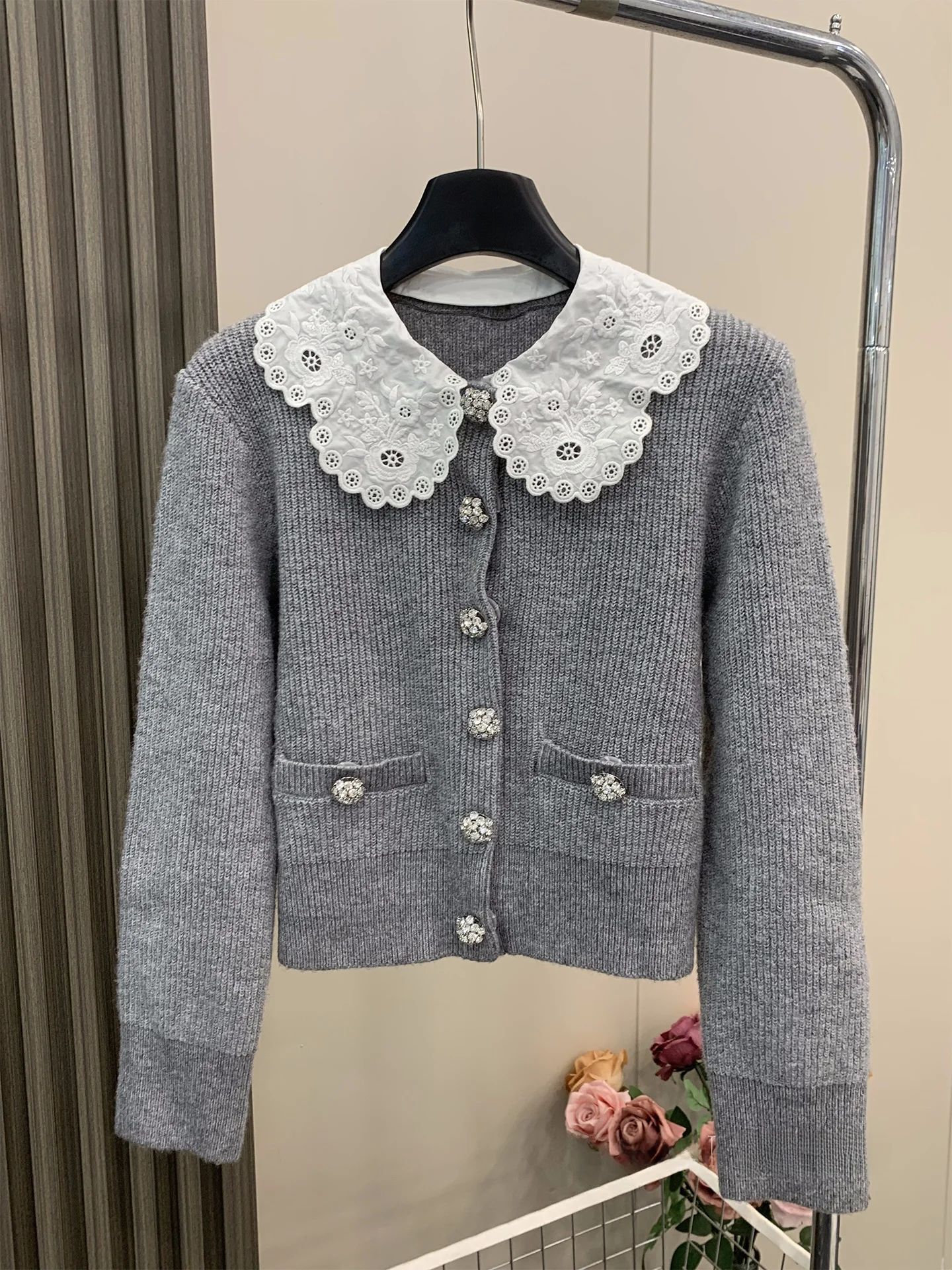 Ele ey Knitted Open Cardigan with Hollow out Doll Collar Soft Viscose Fiber Long Sve Women's Faion Spring Top
Ele ey Knitted Open Cardigan with Hollow out Doll Collar Soft Viscose Fiber Long Sve Women's Faion Spring Top