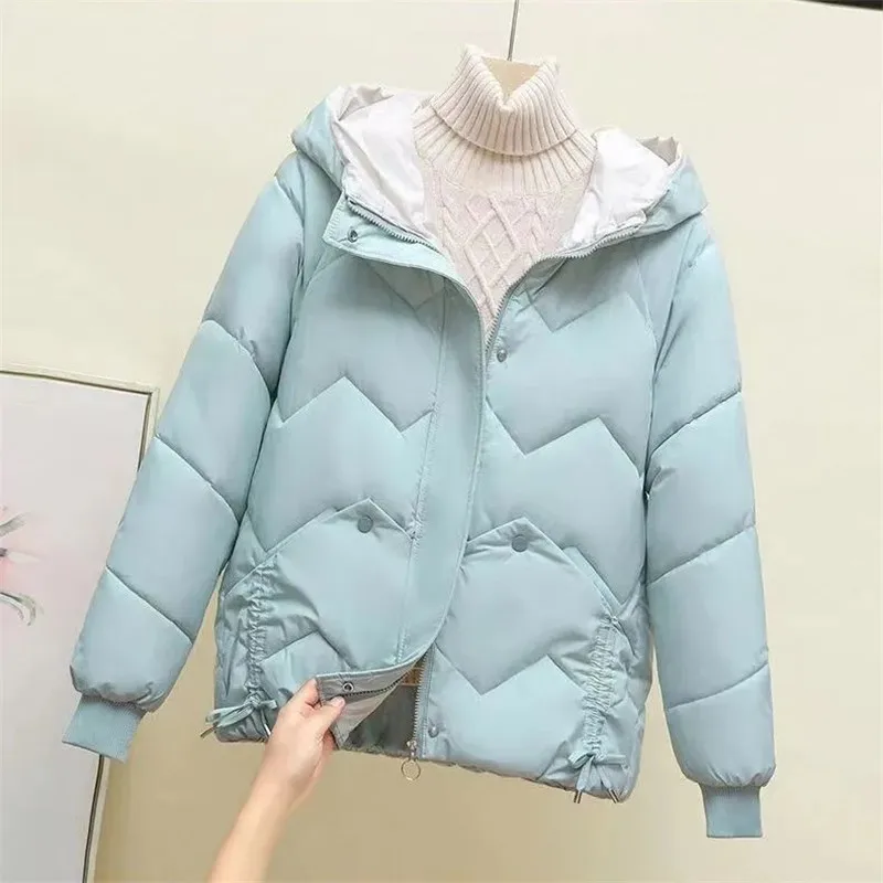 2024 New Fashion Korean Autumn Winter Parkas Women Thick Hooded Cotton Padded Jacket Female Outwear Loose Short Overcoat W071
2024 New Fashion Korean Autumn Winter Parkas Women Thick Hooded Cotton Padded Jacket Female Outwear Loose Short Overcoat W071
