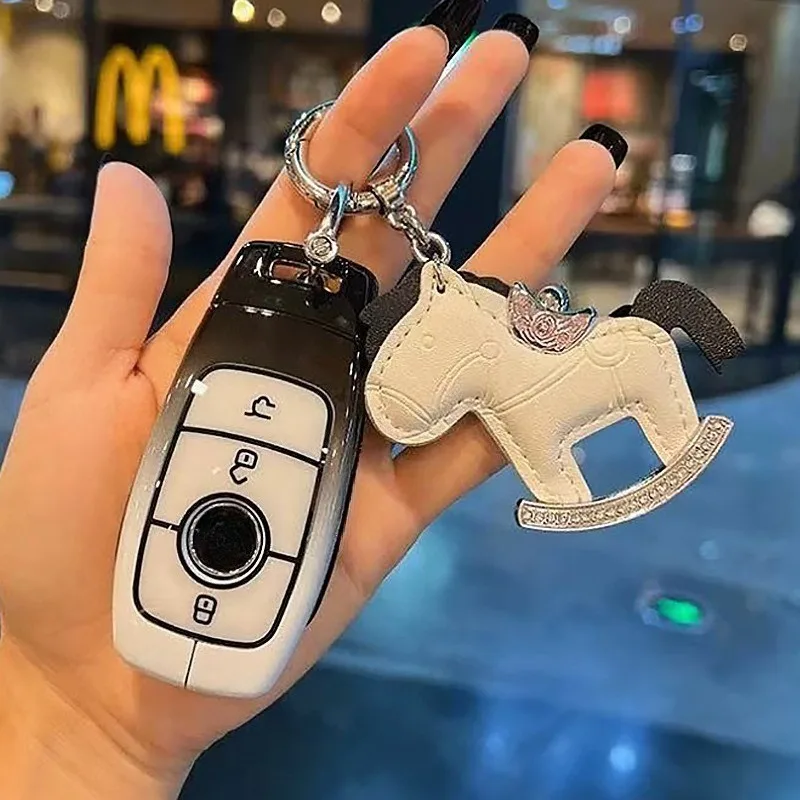 Zinc Alloy Key Fob Cover for Mercedes-Benz GLC260L/EQE/C-Class/S-Class/E-Class/E300/GLE/GLA200/GLS, KeyCase Shell with Keychain
Zinc Alloy Key Fob Cover for Mercedes-Benz GLC260L/EQE/C-Class/S-Class/E-Class/E300/GLE/GLA200/GLS, KeyCase Shell with Keychain