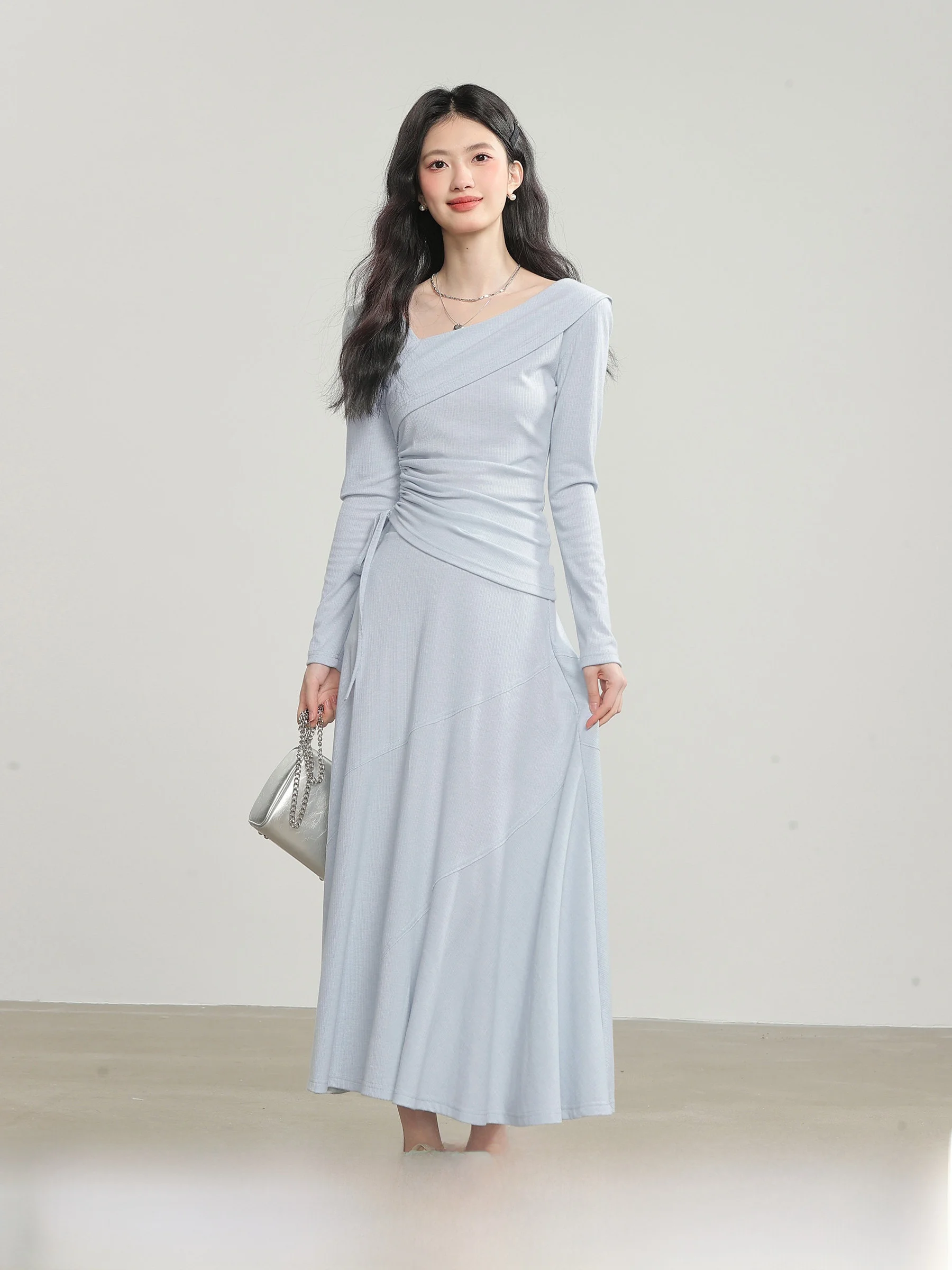 Lingjiu 2026 New Style Pure Desire Irregular Design Top And Skirt Two-Piece Set Women Spring Fashion Elegant Long Sleeve V-Neck
Lingjiu 2026 New Style Pure Desire Irregular Design Top And Skirt Two-Piece Set Women Spring Fashion Elegant Long Sleeve V-Neck