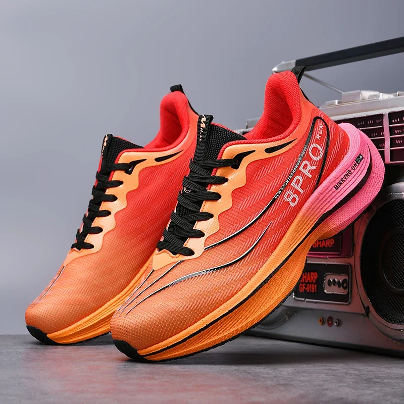 Летние мужские кроссовки, новые профессиональные спортивные тренировочные кроссовки из карбоновой пластины, уличные нескользящие амортизирующие теннисные туфли
Летние мужские кроссовки, новые профессиональные спортивные тренировочные кроссовки из карбоновой пластины, уличные нескользящие амортизирующие теннисные туфли