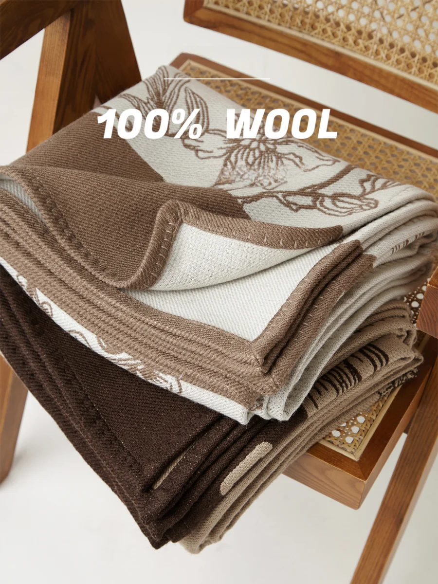 Double-Sided Double-Color New Chinese Style Warmth Blanket Home Office Nap Blanket Outdoor Large Shawl Woolen Home Textile
Double-Sided Double-Color New Chinese Style Warmth Blanket Home Office Nap Blanket Outdoor Large Shawl Woolen Home Textile