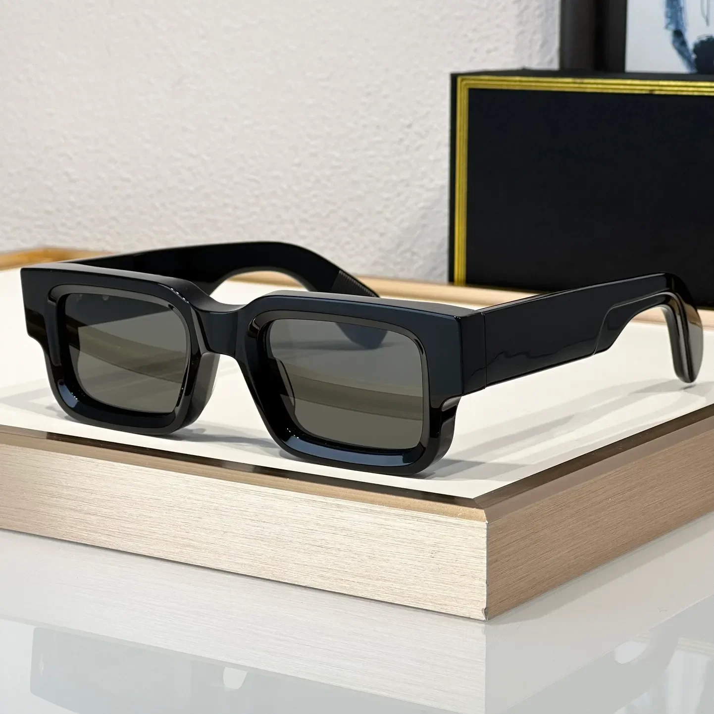 Sunglasses For Women and Men Fashion ASCAR I Style Anti-Ultraviolet Retro Plate Full Frame Special design Glasses Random Box
Sunglasses For Women and Men Fashion ASCAR I Style Anti-Ultraviolet Retro Plate Full Frame Special design Glasses Random Box