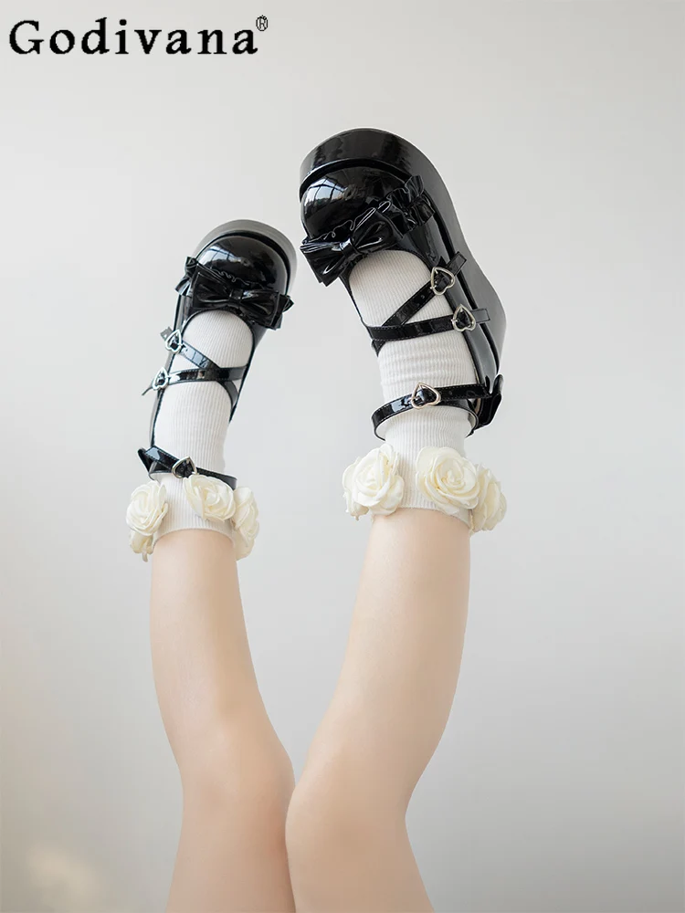 Original Jk Uniform Lolita Shoes Japanese Sweet Cute Round Head Platform Muffin Shoes Bow Retro Girl Heart Mary Jane Single Shoe
Original Jk Uniform Lolita Shoes Japanese Sweet Cute Round Head Platform Muffin Shoes Bow Retro Girl Heart Mary Jane Single Shoe