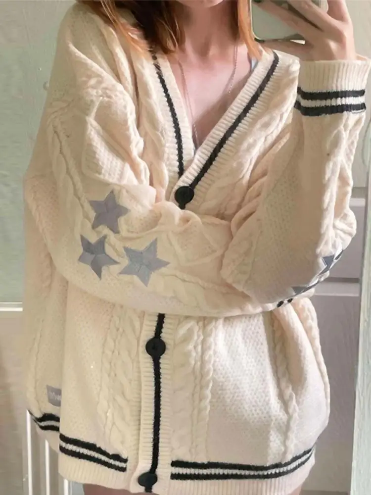 Korobov Autumn V Neck Casual Loose Star Single Breasted Long Sleeve Fashion Embroidery Knitted Cardigan
Korobov Autumn V Neck Casual Loose Star Single Breasted Long Sleeve Fashion Embroidery Knitted Cardigan