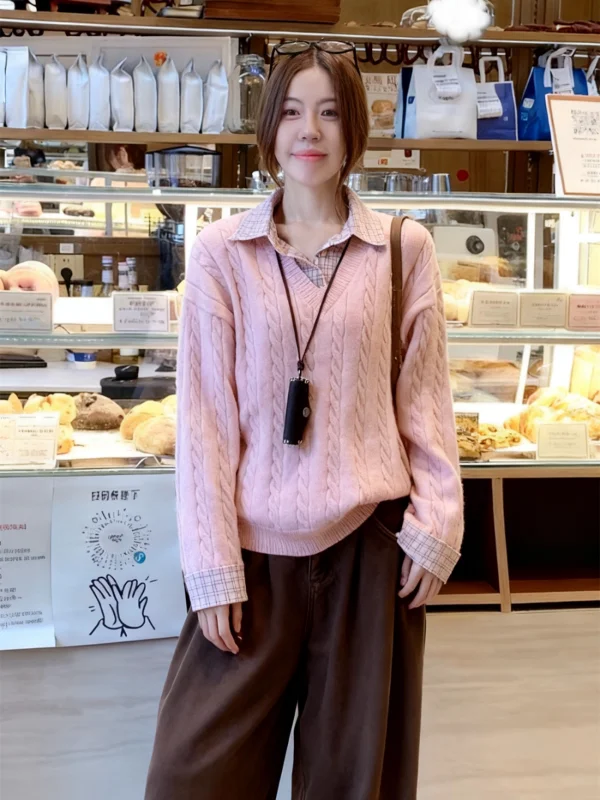 plus Size Pink Plaid Ne Knitted Sweater Fake Two-Piece Design Autumn Winter New Sle Korean Loose Fit Ladies Top
plus Size Pink Plaid Ne Knitted Sweater Fake Two-Piece Design Autumn Winter New Sle Korean Loose Fit Ladies Top