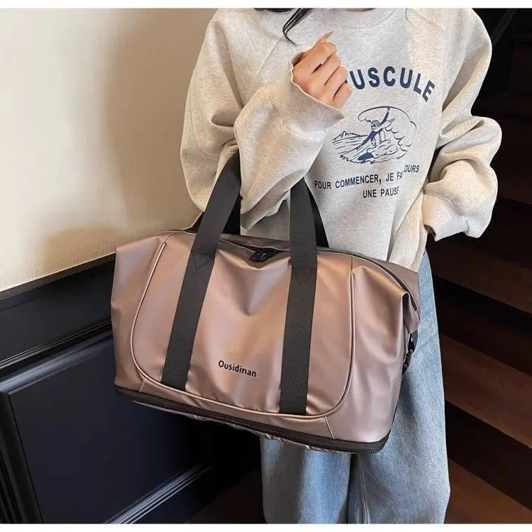 Travel Bag Large Capacity Short Trip Organiser Luggage Bag Handheld Lightweight Sports Commuter Crossbody Bag Solid Colour
Travel Bag Large Capacity Short Trip Organiser Luggage Bag Handheld Lightweight Sports Commuter Crossbody Bag Solid Colour