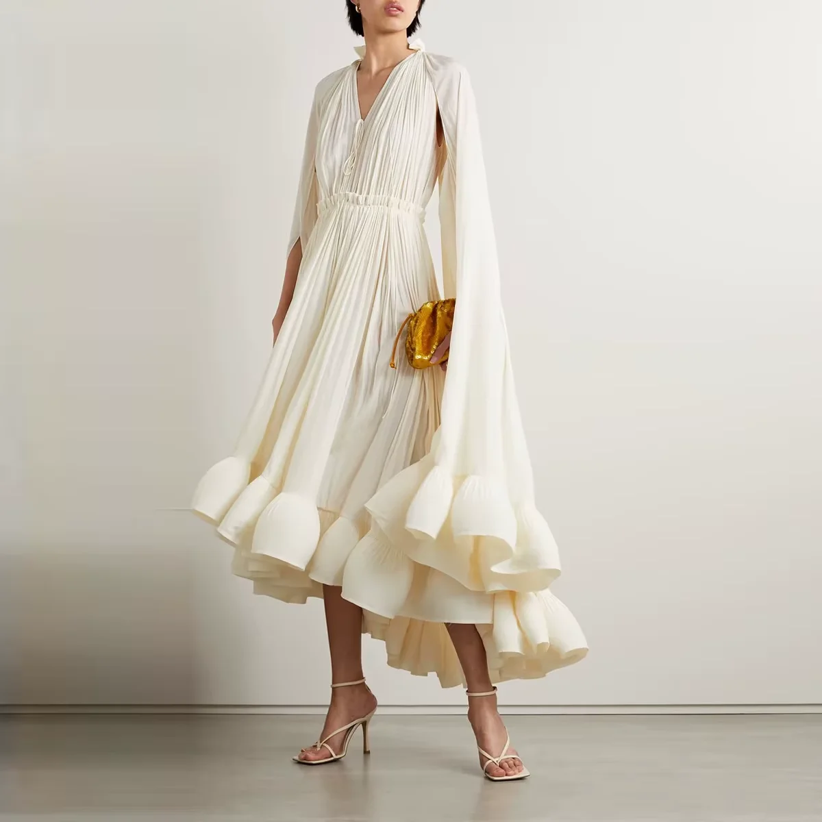 Party Dress Ivory Cloak Sleeves Custom Made Prom Gowns Layered Asymmetrical Elegant Women Maxi Dresses Ankle Length
Party Dress Ivory Cloak Sleeves Custom Made Prom Gowns Layered Asymmetrical Elegant Women Maxi Dresses Ankle Length