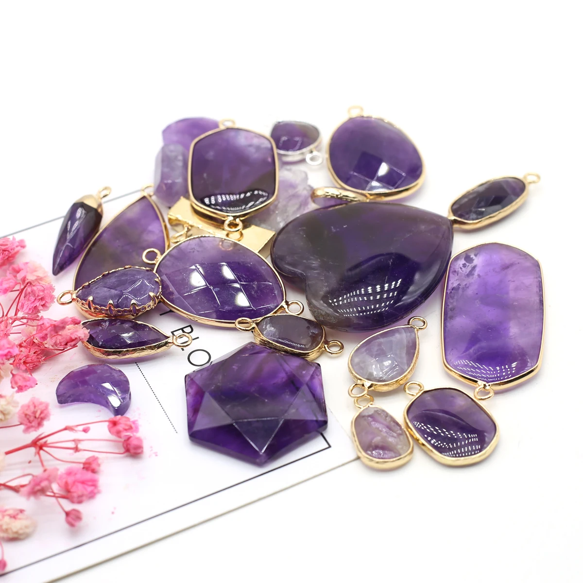 Amethyst Natural Stone Ornament Pendant Connector Craft Jewelry Making DIY Necklace Earring Hanging Accessories Gift Party Decor
Amethyst Natural Stone Ornament Pendant Connector Craft Jewelry Making DIY Necklace Earring Hanging Accessories Gift Party Decor