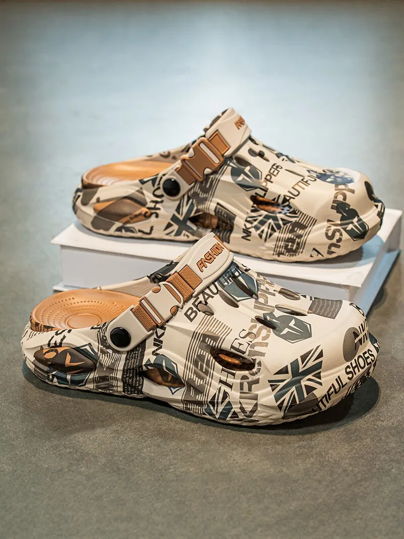 Casual Men's Summer Sandals Anti-Slip Driving Two-Purpose Open-Toe Slippers Comfortable Wearing Hole Design Beach Shoes
Casual Men's Summer Sandals Anti-Slip Driving Two-Purpose Open-Toe Slippers Comfortable Wearing Hole Design Beach Shoes