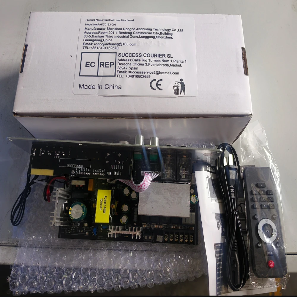 1pc Sound Amplifier Board D2000 100W*2+200W 2.1 Channel Amplifier Board DC 24V/AC110-220V High-Power Bluetooth Amplifier Board
1pc Sound Amplifier Board D2000 100W*2+200W 2.1 Channel Amplifier Board DC 24V/AC110-220V High-Power Bluetooth Amplifier Board