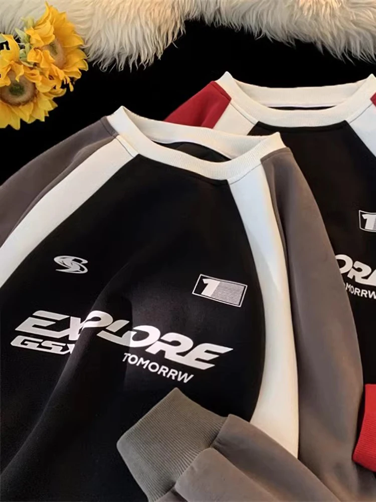 Американская ретро-толстовка с цветными блоками, круглым вырезом, весенне-осенняя, мужская, повседневная, спортивная, мотоциклетная одежда, молодежная, для отдыха
Американская ретро-толстовка с цветными блоками, круглым вырезом, весенне-осенняя, мужская, повседневная, спортивная, мотоциклетная одежда, молодежная, для отдыха