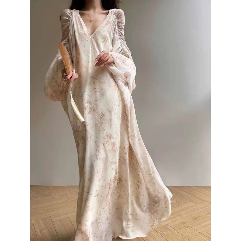 New Chinese-style Dress Retro Charm Morning Gown Printed Traditional Chinese Style Long Dress Fashionable Flowing Women Clothing
New Chinese-style Dress Retro Charm Morning Gown Printed Traditional Chinese Style Long Dress Fashionable Flowing Women Clothing