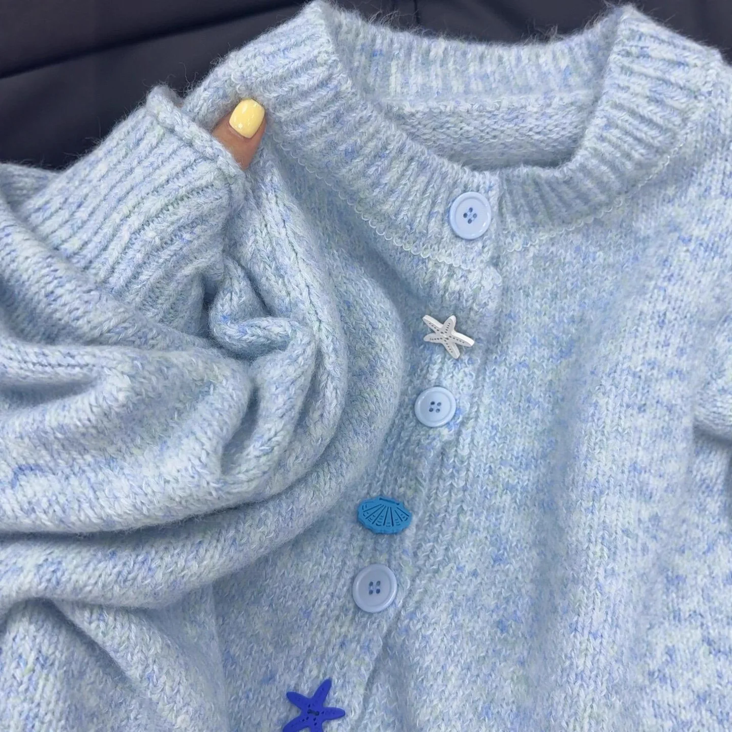 Women's Milk Blue Loose Knit Sweater - 2025 New Autumn Winter Cardigan Korean Style Outerwear Casual Top for Daily Wear
Women's Milk Blue Loose Knit Sweater - 2025 New Autumn Winter Cardigan Korean Style Outerwear Casual Top for Daily Wear