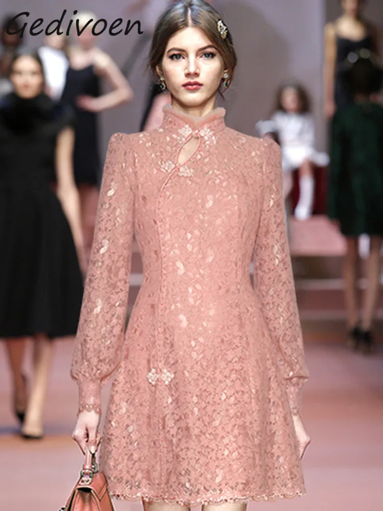 Gedivoen Autumn Fashion Designer Pink Vintage Lace Dress Women Stand Collar Hollow Out Beading Button High Waist Slim Mini Dress
Gedivoen Autumn Fashion Designer Pink Vintage Lace Dress Women Stand Collar Hollow Out Beading Button High Waist Slim Mini Dress