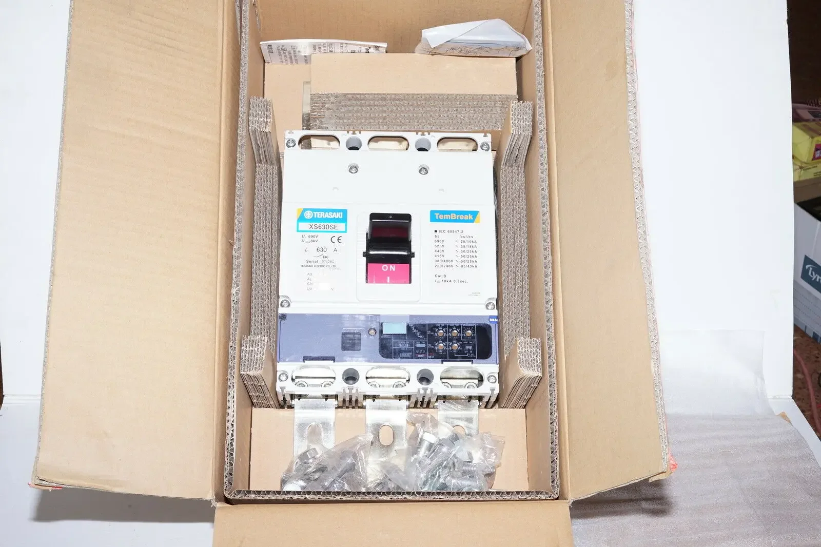 2025 New Genuine TERASAKI Japan Terazaki Circuit Breaker XS630SE/XS630NE For Ships
2025 New Genuine TERASAKI Japan Terazaki Circuit Breaker XS630SE/XS630NE For Ships