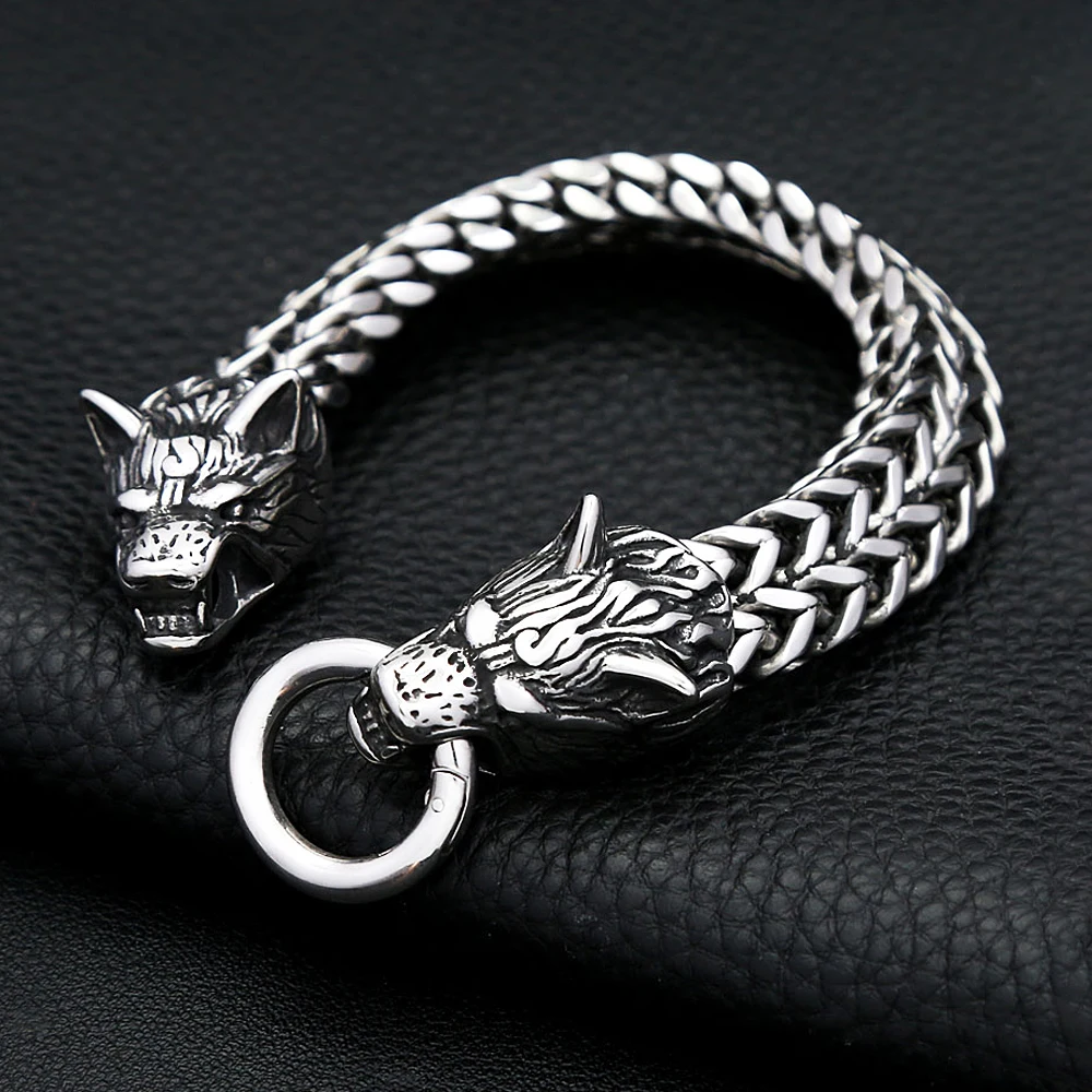 Vintage Stainless Steel Double Wolf Head Bracelet Punk Hip Hop Silvery Mesh Chains For Men Fashion Motorcycle Jewelry Never Fade
Vintage Stainless Steel Double Wolf Head Bracelet Punk Hip Hop Silvery Mesh Chains For Men Fashion Motorcycle Jewelry Never Fade